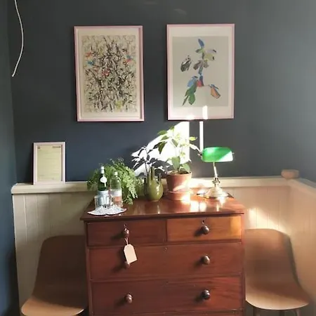 Stylish 2b On Historical St W/ Sunny Patio Daire *