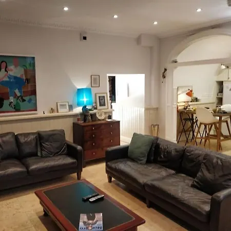 Apartment Stylish 2b On Historical St W/ Sunny Patio *
